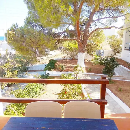 Semesterbostad Stouki Seaview House